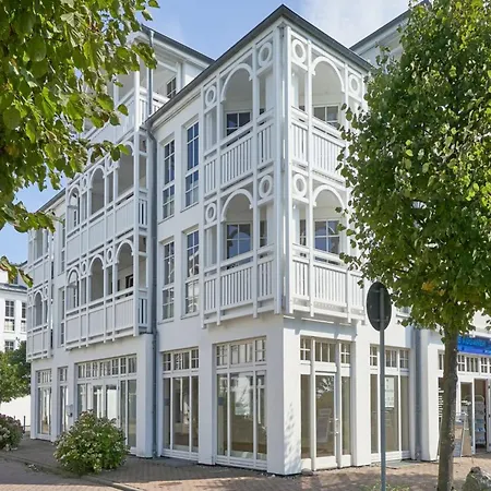 Stylische Mit Balkon Und Wlan Im Seepark Lejlighed Sellin (Rugen)